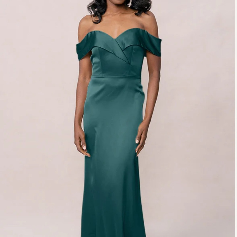 Revelry Bardot Satin Dress Size 2 Classic Emerald